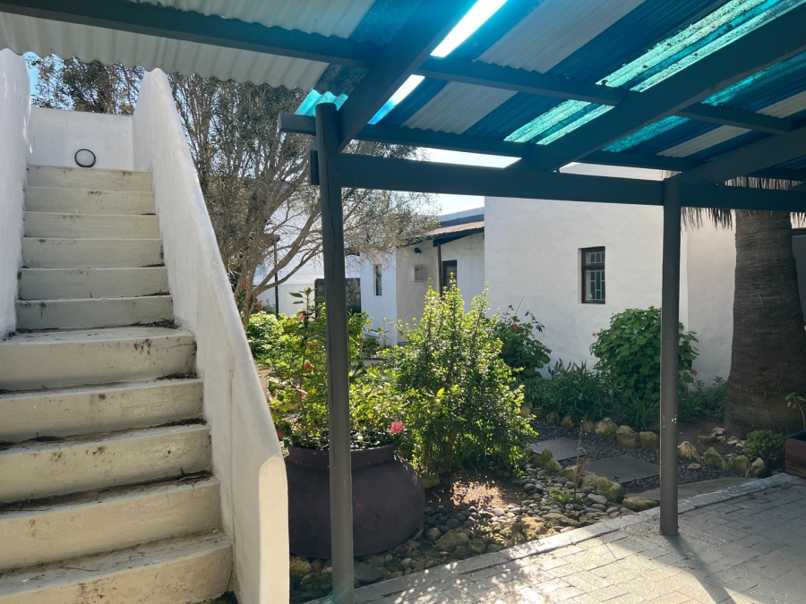 6 Bedroom Property for Sale in Jacobsbaai Western Cape